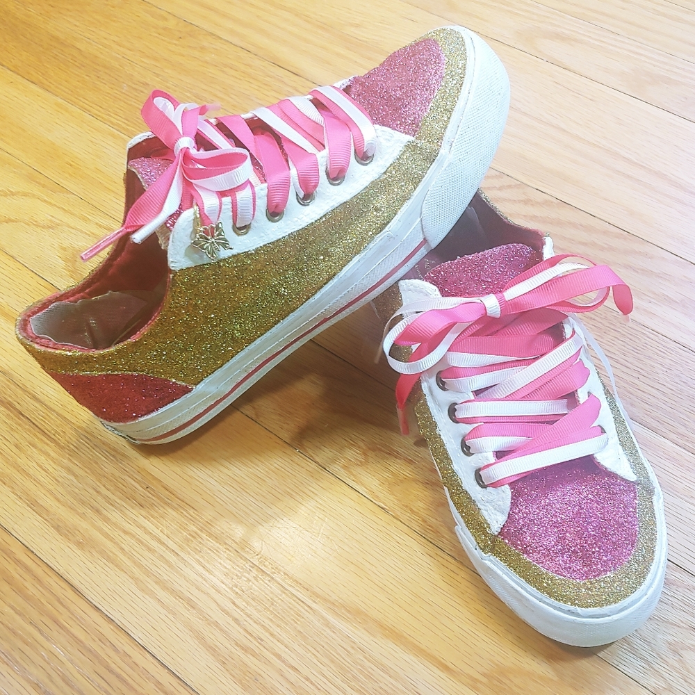 🌺💛Glitter Sneakers